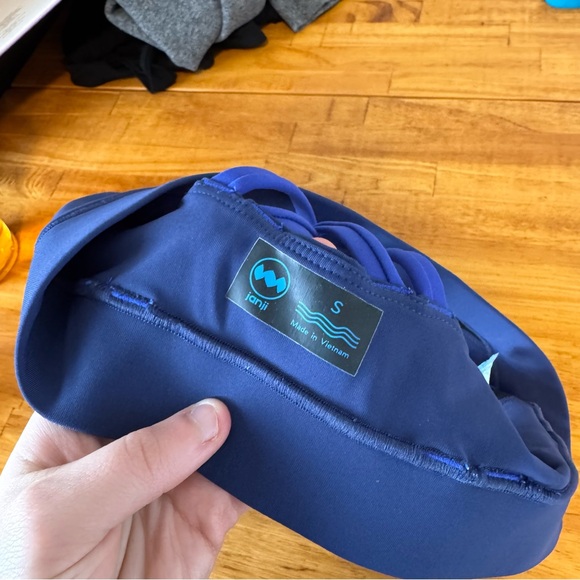 JANJI Women’s Pace Groundwork Purple Blue Strappy Sports Bra Size Small - Picture 3 of 6